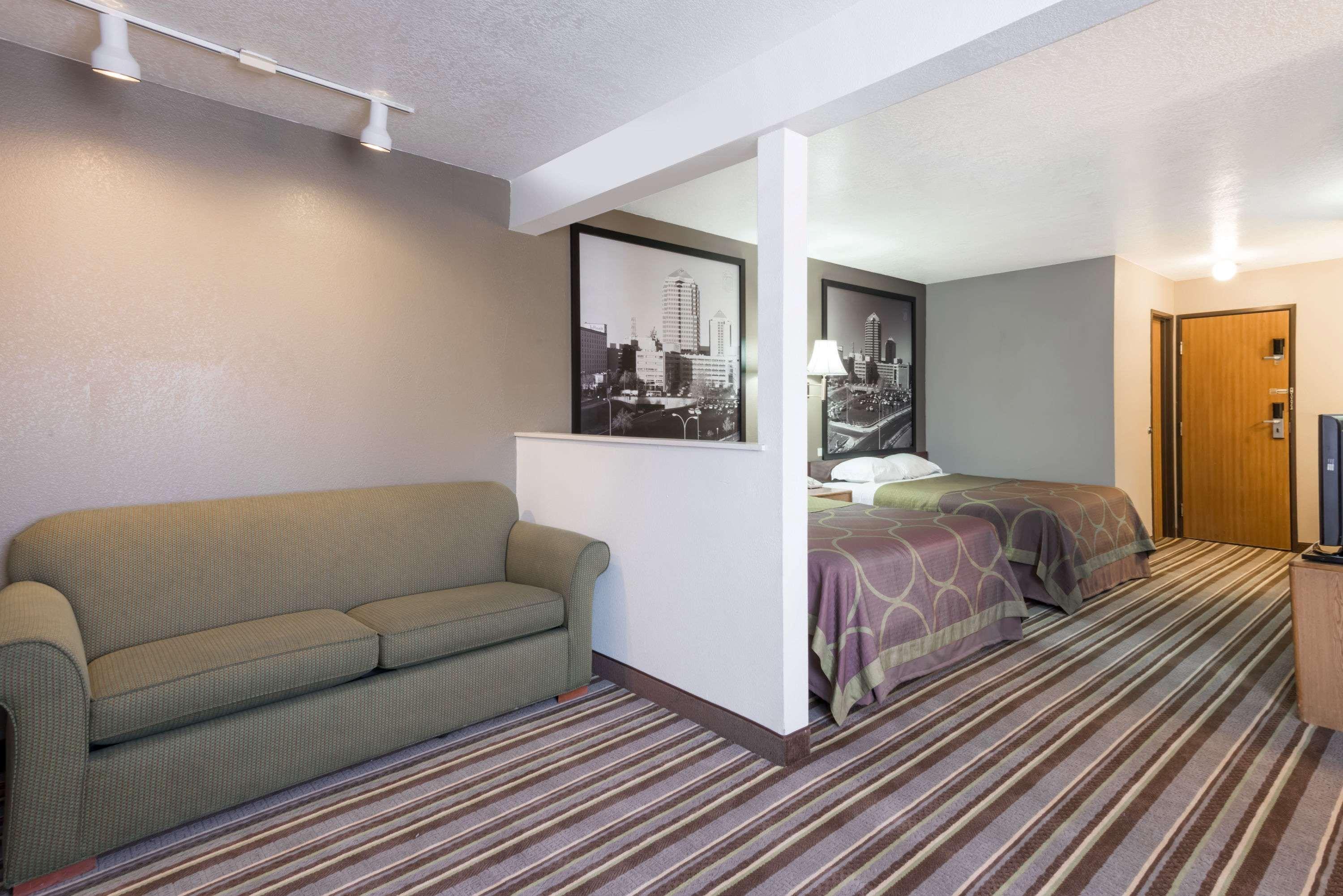 Hotel Super 8 By Wyndham Bernalillo Esterno foto